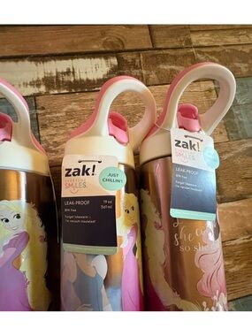 NEW- Zak! Disney Princess 
Rose gold Stainless Steel Water Bottle 
18 ounce -